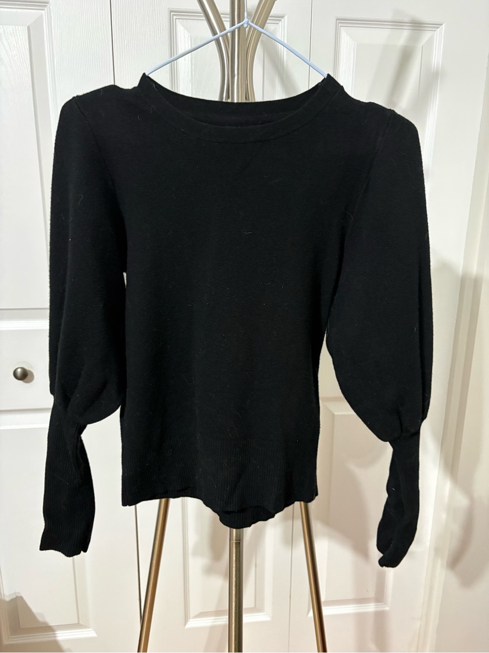 Simons Black Puff-Sleeve Crewneck Sweater